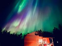 Big Lake Alaska Cozy Cub Cabin with Private Hot Tub & Sauna - Bed and Breakfast Big Lake