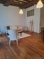 One-bedroom Loft Apartment 