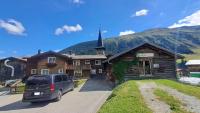 Biala Casa Pintga Streiff - Bed and Breakfast Rueras