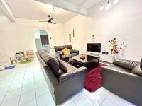 Cozy 10 Entire House 4 Bedroom At Alma Bukit Mertajam - B&B Bukit Mertajam