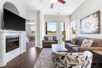 Blue Bird by Lake Escape - Near Silver Dollar City - Bed and Breakfast Branson