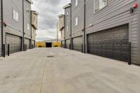 3 Min to DT - 2 Car Garage - Lux Townhome - King Bed - B&B Salt Lake City