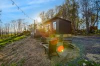 Alpine Abode - Hot Tub, Nature - B&B Brookville