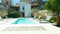 Dimora Zenieri – Terrazze & Piscina - B&B Casarano
