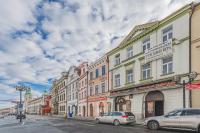 Rezidence Velké náměstí, Prostorné apartmány u Bílé věže - Chambres d'hôtes Hradec Králové