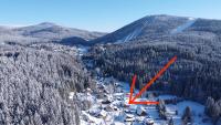 Chalet Schäfer s vyhřívaným bazénem se slanou vodou a saunou - B&B Harrachov