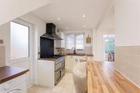 Your Home Away From Home - Near York City Centre - B&B York