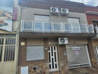 Alquiler temporario en zona centrica de San Nicolas De Los Arroyos - Chambres d'hôtes San Nicolás de los Arroyos