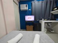 Studio Apartment with One Double Bed