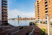 Spacious 2BR Business Stay, Super Fast Wi-Fi, Parking & Sea View - B&B Southampton