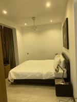 Crown Luxury Apartment 2 Bed Room Apartment - B&B Colombo