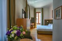 Doppelzimmer mit Blick auf den Kanal