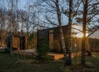 Balsam Fir Mirror House at FarAway Pond - Bed and Breakfast Dalton