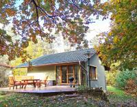 Ferienhaus Seensucht - Natur am See & im Wald mit Kamin - Bed and Breakfast Lindow