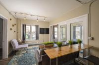 Downtown 2 Bedroom Apartment - Free Parking - B&B Appleton