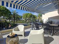 50 M2 -T3-Moderne-Climatisé-2 chambres-Très grande terrasse de 35 M2 avec BBQ-Vue magnifique et dégagée - Chambres d'hôtes Saint-Mandrier-sur-Mer