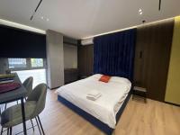 JT Tirana Studios - Yellow - B&B Tirana