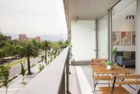 Araucano Park Luxe Pool and Gym 1BR Exec Suite - B&B Santiago del Cile