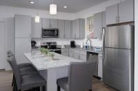 2 King Suites, Pool Near Oak Mountain - Chambres d'hôtes Pelham