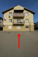 S&S Apartment 1 bedroom with balcony and garden free Parking at location 2 spaces - Chambres d'hôtes Timişoara
