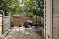 Baton Rouge Townhome with Pool Access - 7 Mi to LSU! - B&B Baton Rouge