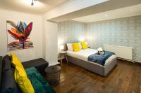 Swiss Cottage Hideaway Sleeps 8 Regents Park - B&B Londra