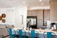 20| Vue at Green Valley with Community Pool - B&B St. George