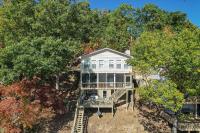 Close to The Strip, Private Dock & Screened Deck! - B&B Lake Ozark