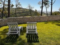 Mountain View 2 Bedroom Chalet - B&B Alcobaça