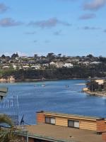 2 bedroom 2 level Apartment - Hydra Holiday Unit 6 - B&B Merimbula