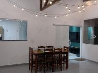Apê com varanda Gourmet 2,4km da Praia do Forte - B&B Cabo Frio