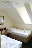 Twin Room with Bathroom