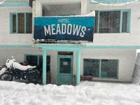 The Royal Meadows - Bed and Breakfast Manāli