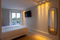 Appartamento con 2 Camere da Letto, Balcone e Vista mare