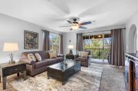 DORA - Holiday Hills Branson - Golf Resort - Branson - Outdoor Pools - B&B Branson