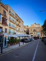 Bright 2-Bedroom Seaview Apartment - Senglea - B&B Senglea