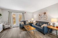 The Spoke and Urban Farmhouse Duo - DT Awaits - Ferienwohnung Branson