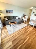 Private Wrightsville Beach Retreat - Channel View! - B&B Wrightsville Beach