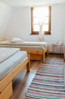 Basic Triple Room with Shared Bathroom