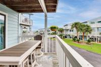 Orange Beach Condo with Shared Pool and Views! - Bed and Breakfast Orange Beach