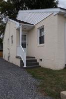 Downtown Delight King Beds Comfort & the Greenway! - B&B Mount Airy