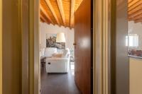 The Urban Retreat - Refined Loft with Large Terrace & Historic Views - Bed and Breakfast Palermo