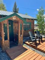 The Loose Moose Cabin #11 At Downtown Grand Lake - B&B Grand Lake