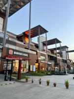 Elite Stay near Expo Mart Delta 1 metro - B&B Greater Noida