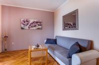Appartamento con 2 Camere da Letto, Terrazza e Vista Mare