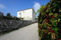 Holiday house with a parking space Lukoran, Ugljan - 8385 - Bed and Breakfast Lukoran