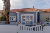 LS Beach House-A passos do Mar - B&B A dos Cunhados