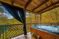 Hot Tub Pool Table Fireplace Honeymoon Relax - B&B Sevierville