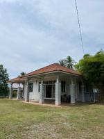Roomstay Bintong - B&B Kangar