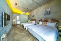 Deluxe Quadruple Room